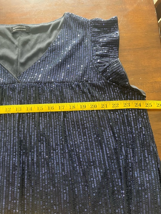 BloomChic 18-20 Navy Sequin V-Neck Dress, Formal, Party - Picture 5 of 6